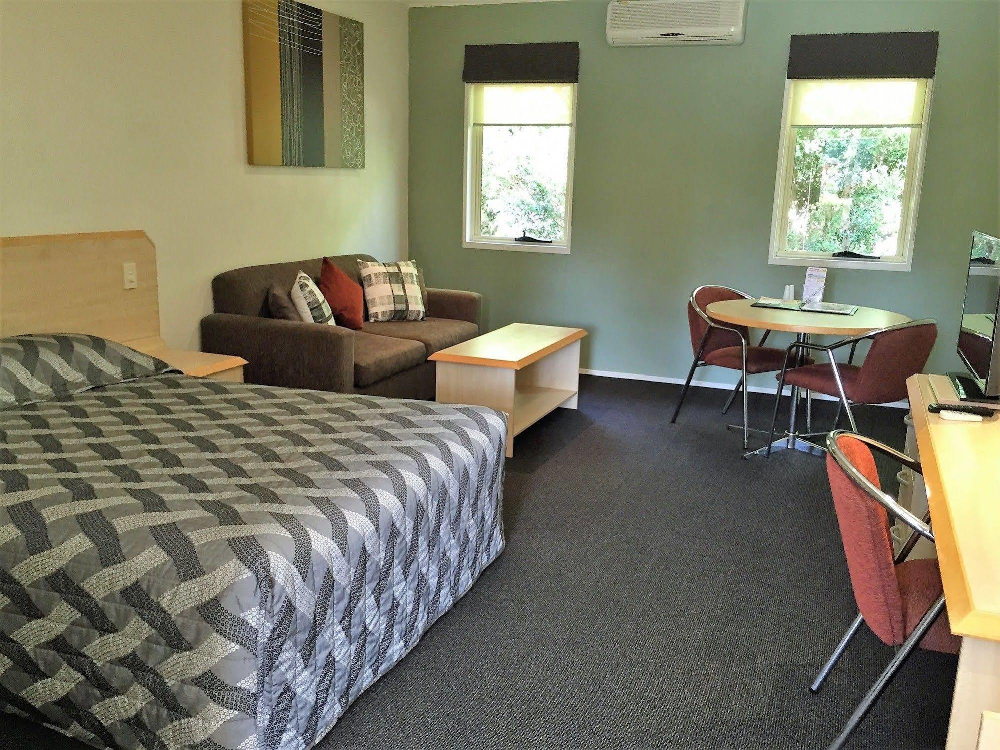 Red Bridge Motor Inn Woombye Luaran gambar