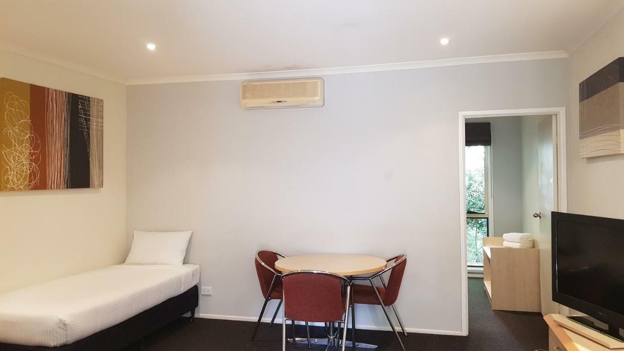 Red Bridge Motor Inn Woombye Luaran gambar
