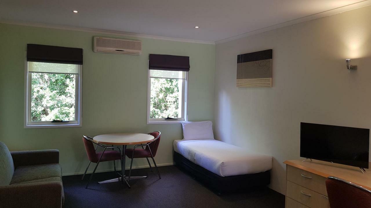 Red Bridge Motor Inn Woombye Luaran gambar